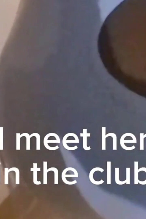 Menjemput ebony di beach party