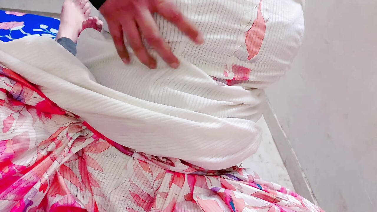 Viral Punjabi σέξι Kamwali nu chodeya Jado gharwali bahar gye se