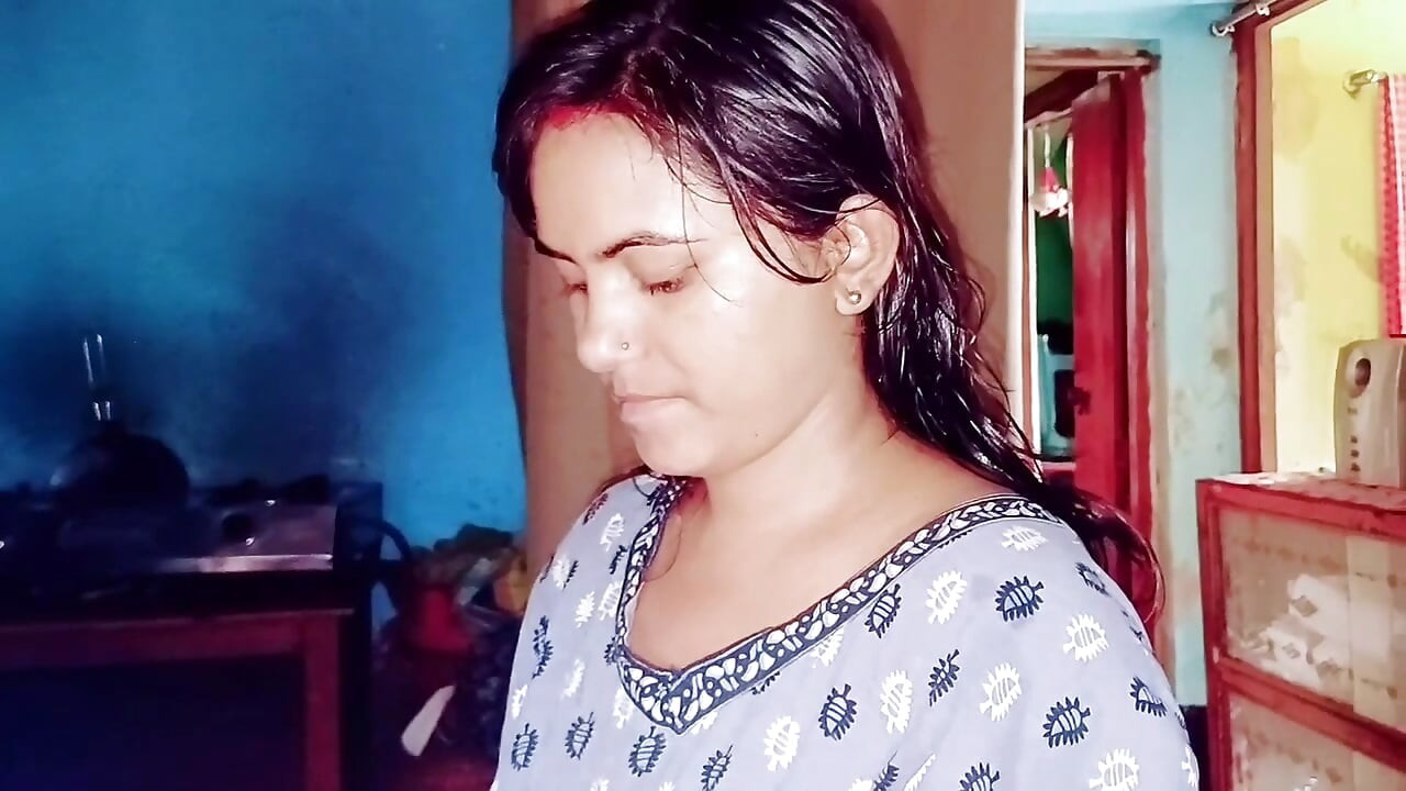 Desi woman in hotel real audio and real intense whole romantic mood happy ending