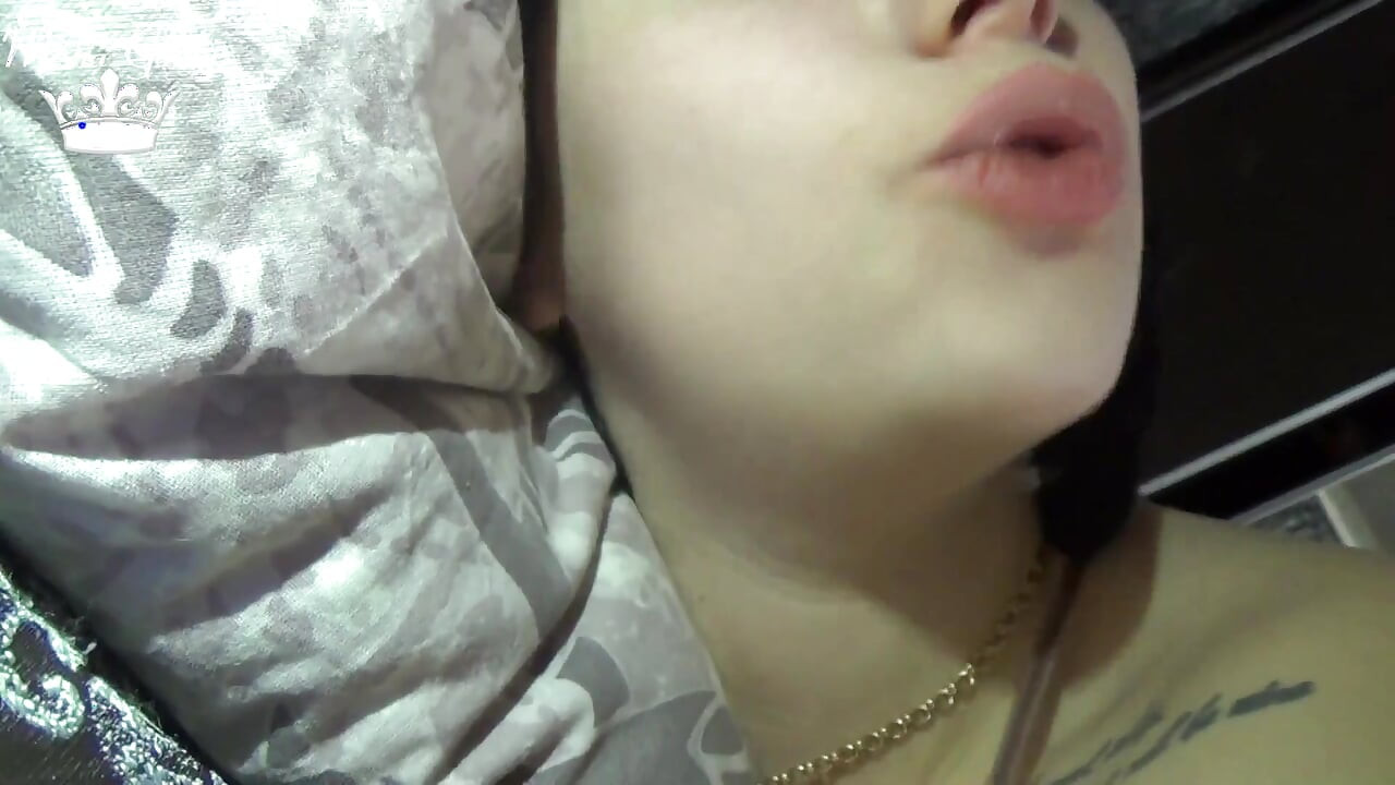 Morning kissing and french kissing