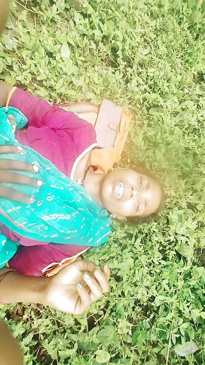 Sister-in-law ko aaj maine jungle mein le ja ke uski tight burr ko bahut maze se chudai kiya