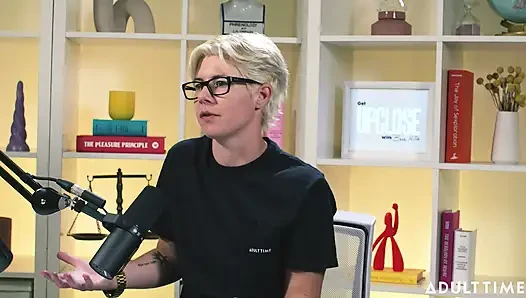 Khloe Kingsley: Squirting on Camera & Red Flags