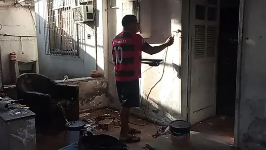 Tukang batu meniduri istri bos