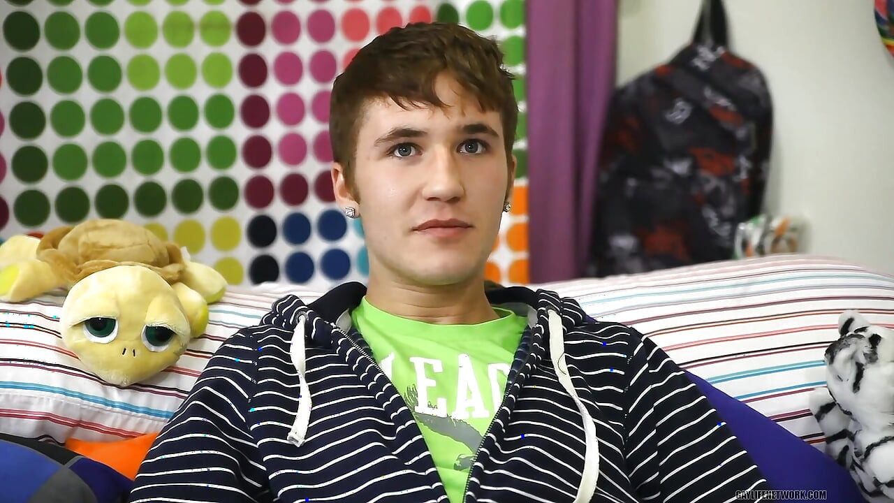 Dečko s farme postao gay zvijezda