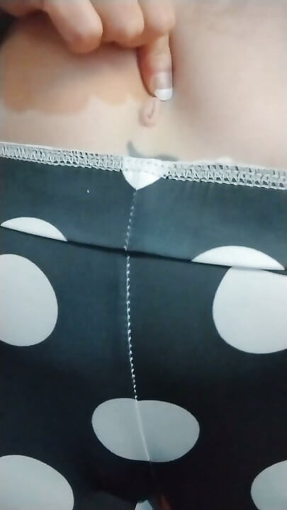 Belly Button Play Time Digging Picking