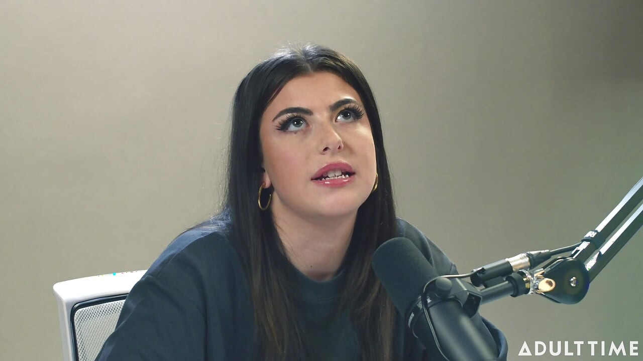 Gal Ritchie: Spiegler Girl & Hentai Lover | the Adult Time Podcast