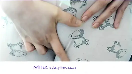 CAMELTOE- MASTURBATE WITH PAJAMA- RUBBING PUSSY WITH PAJAMA