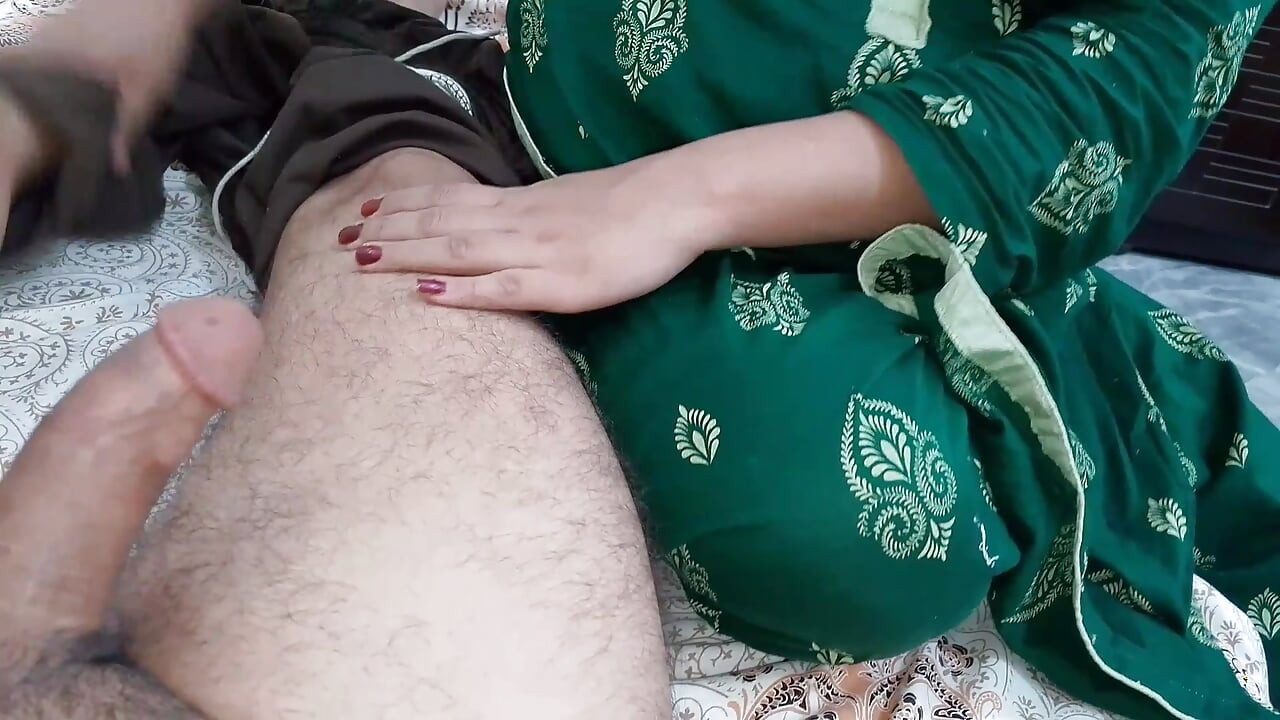 Индийская мачеха неожиданно для своего пасынка