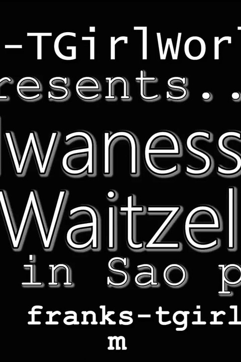 TS Wanessa Waitzel strokes and cums