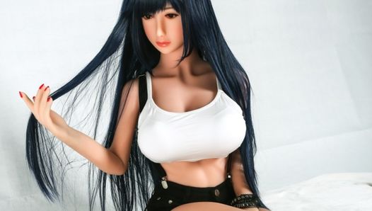 Anime -sekspoppen met enorme borsten voor fantasiefetisj