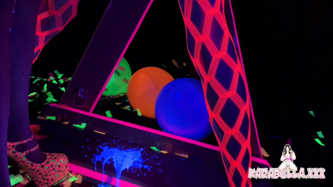 Neon Cream Dream