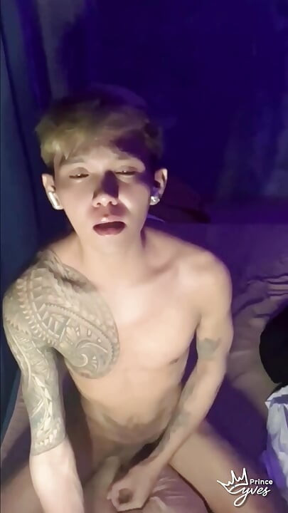 Filipino Inked Horny Twink Teasing and Masturbating Until He Cums