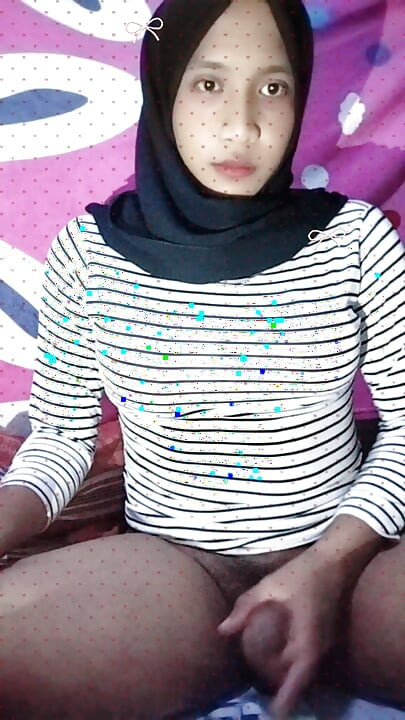 Hijab Is A Beautiful Girl Who Wants To Be Naked