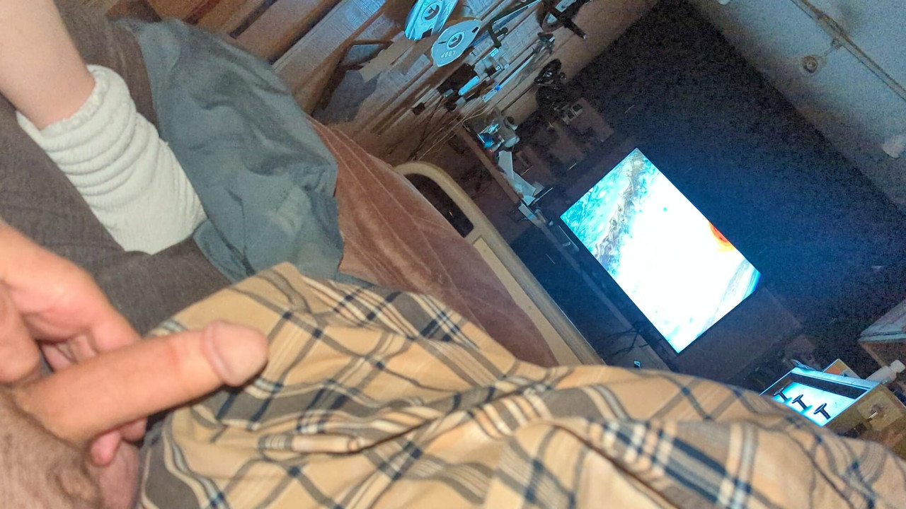Da li neko želi da bude ošamaran mojim kurcem