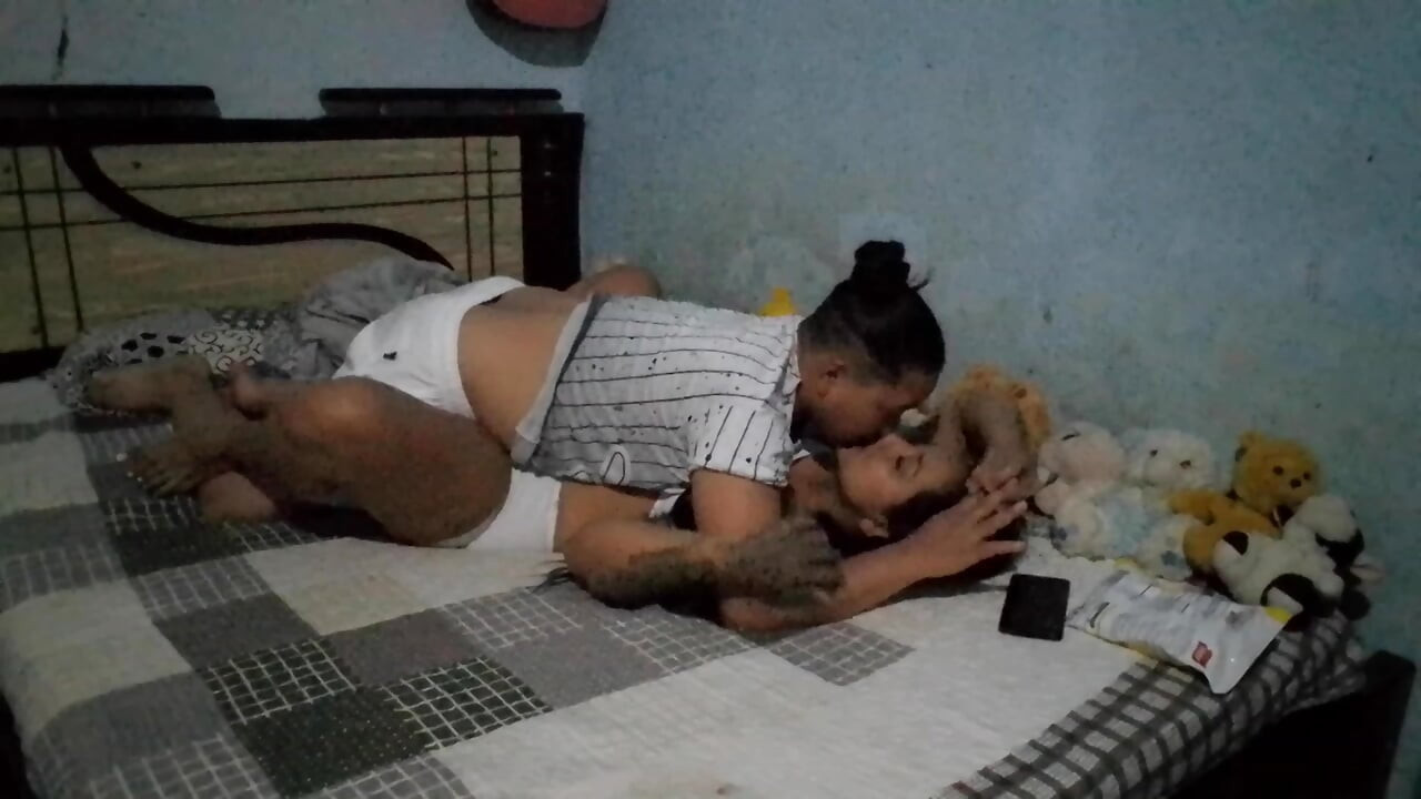 My husband will never suspect that I have a sexual relationship with my best friend