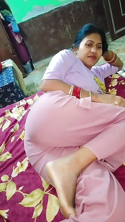 69 POSITION Landlady Tries To Seduce Her Charming Tenant During Night 4K Video