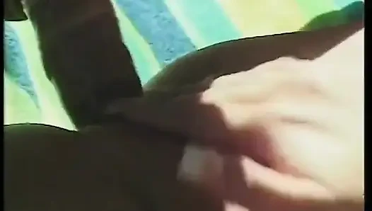 Cewek semok rambut pirang ini dientot habis-habisan sama kontol pacarnya di tepi kolam renang sampai dicrot sperma hangat di wajahnya