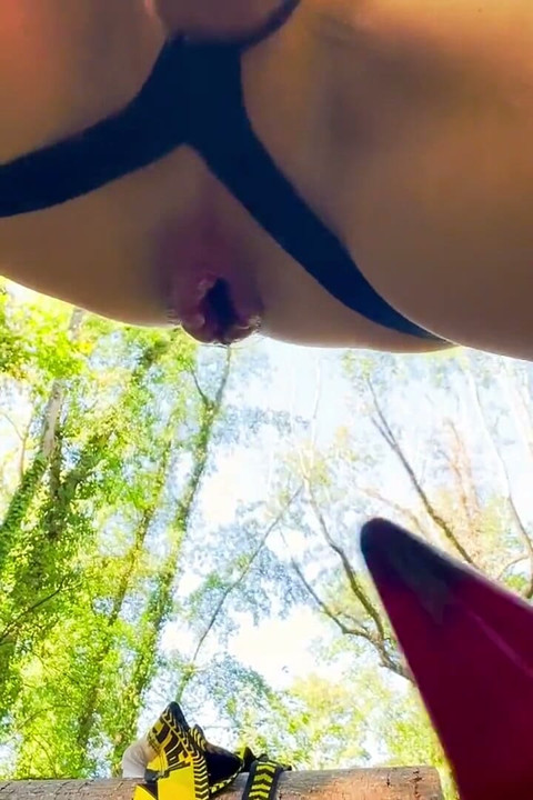 Puppy’s Loose Cunt Asshole Being Destroyed by Huge Buttplug While Jerking Outdoors
