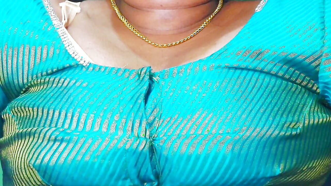 Bade Bade Dudh Bhabhi Ke boobs series 1