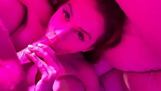 Горячий и грубый анальный секс с великолепной шаловливой подругой в видео от первого лица - Mia Bandini