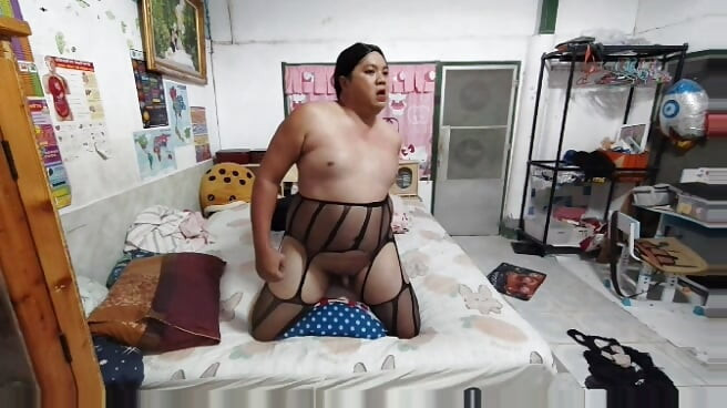 我喜欢紫色内衣