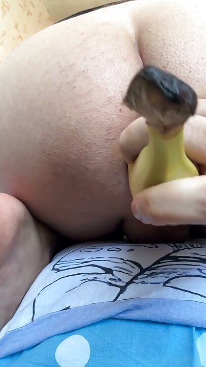 Banana in Ass Close up Solo