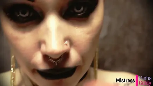 Erken boşalma demoness ile hızlı sikişten sonra canlı canlı yutuyor!
