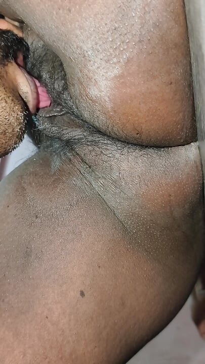 Mallu Girl Fingering and Fuking in Top Possition