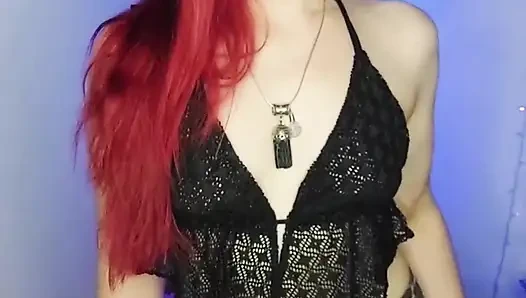 Istrimu adalah sekretaris binal bosnya! Apa sekarang, cuckold?