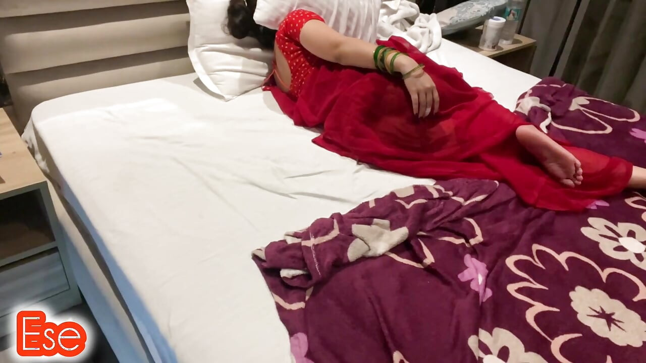Desi Aunty Got Fucked From Behind with Boy