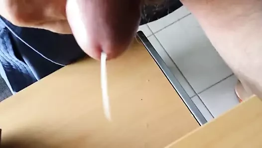 Yhe büroya boşal