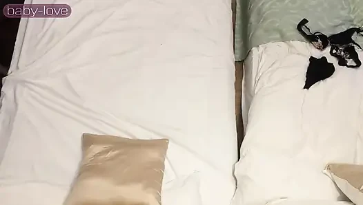 Sansürsüz büyük zenci gücü ayakta kaldırılan büyük memeli güzel kalın kalçalarla tanışıyor yoğun dölleme