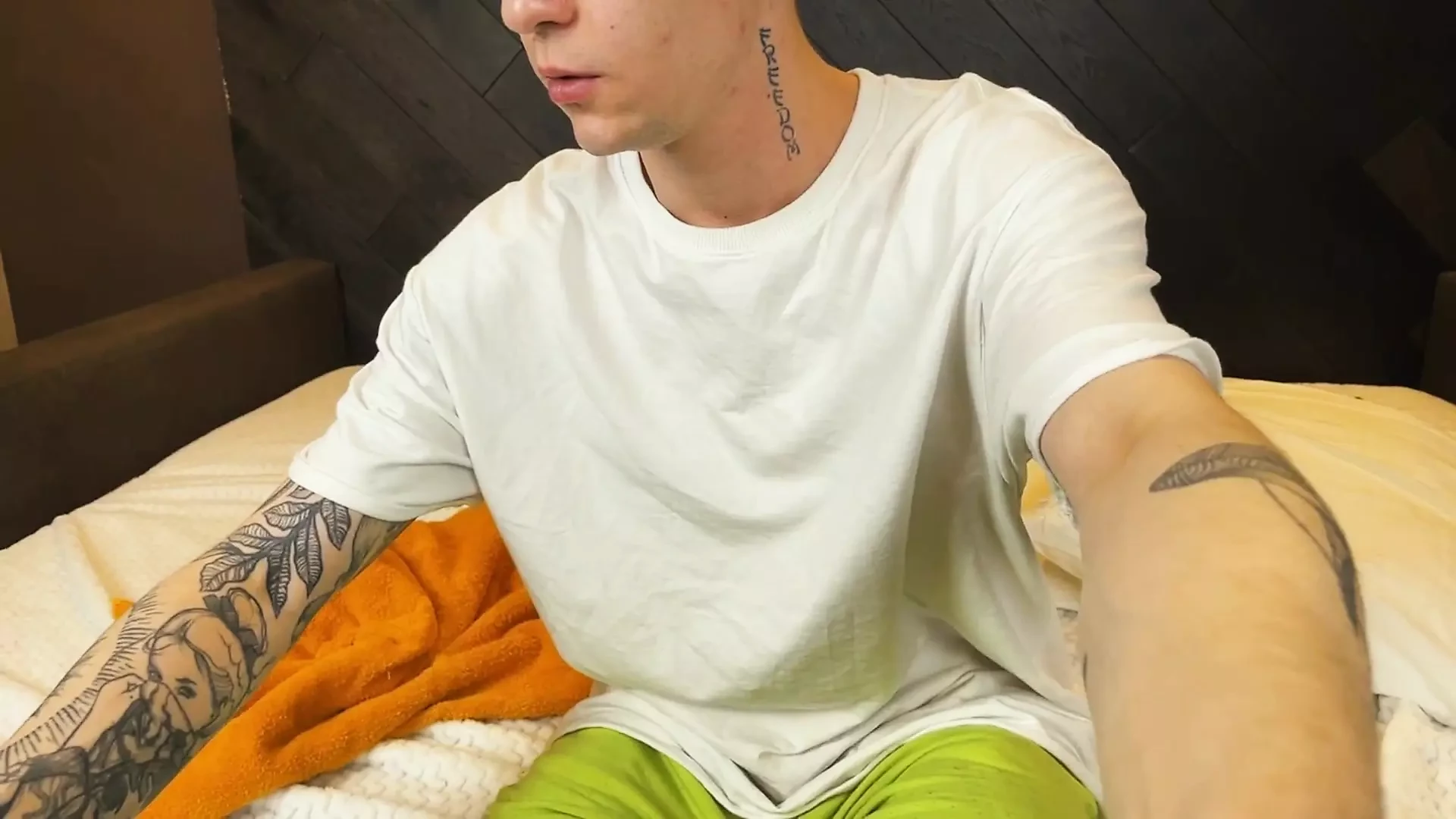 69 với con cu to