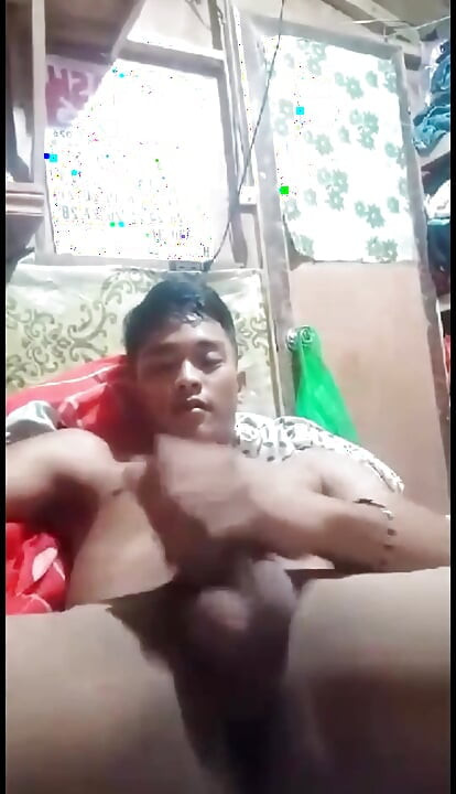 Filipino Twink Gets Covered in Hot Sticky Cum