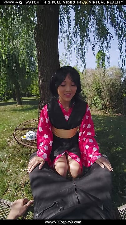 Vrcosplayx demon slayer Mai Thai mientras Yaiba Makomo se volvió caliente y lujuriosa tanto como ella es peligrosa parte 1