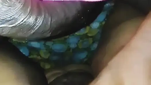 Video pasangan lanka lagi berbahagia dengan celana dalam pink keluargaku