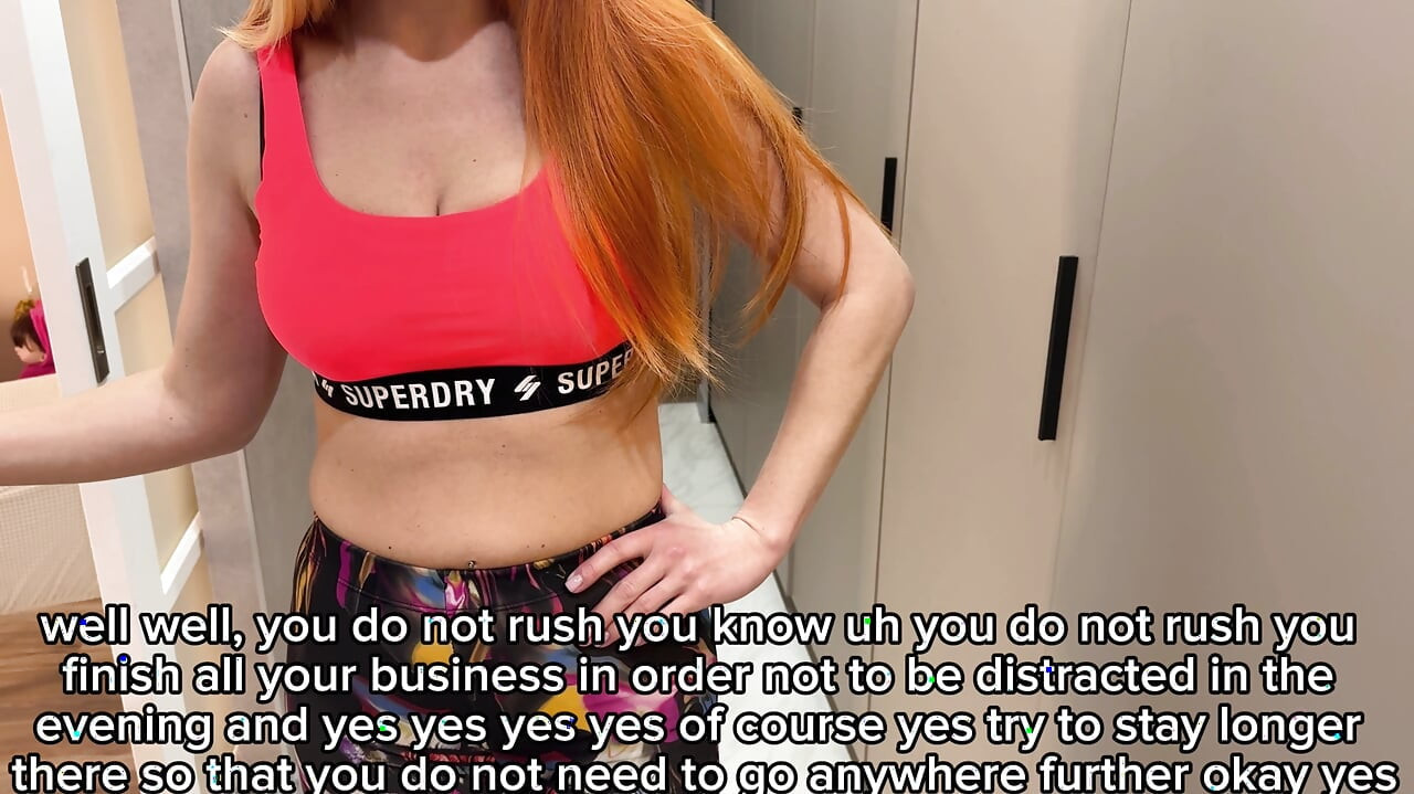 Styvmor knullar styvson medan mannen inte är hemma - rysk amatör med konversationer och engelska undertexter