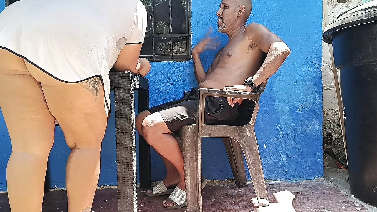 Outdoor sex with my horny, big-assed neighbor