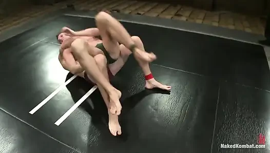 Shane Erickson ve Christian Wilde yağ maçında