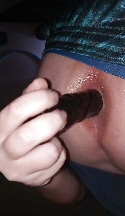 Stopfe mein loch mit diesem bbc-dildo