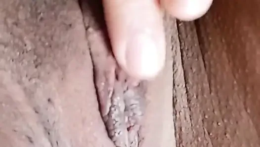 Fell on the Net girl masturbating