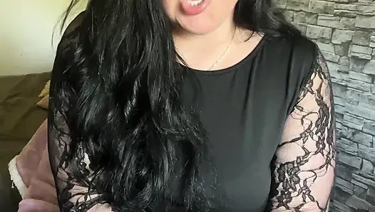 İlgilenebileceğini mi düşündün?