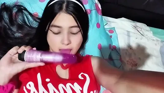 Porno aktrisi Kolombiyalı bir hayranıyla görüntülü görüşme yapıyor