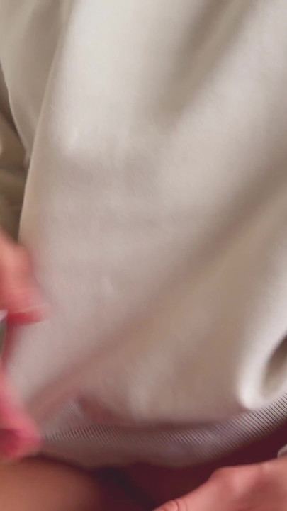 When you can't, but really want to: came on my stepsister's hairy pussy after a great handjob. | Clip 1