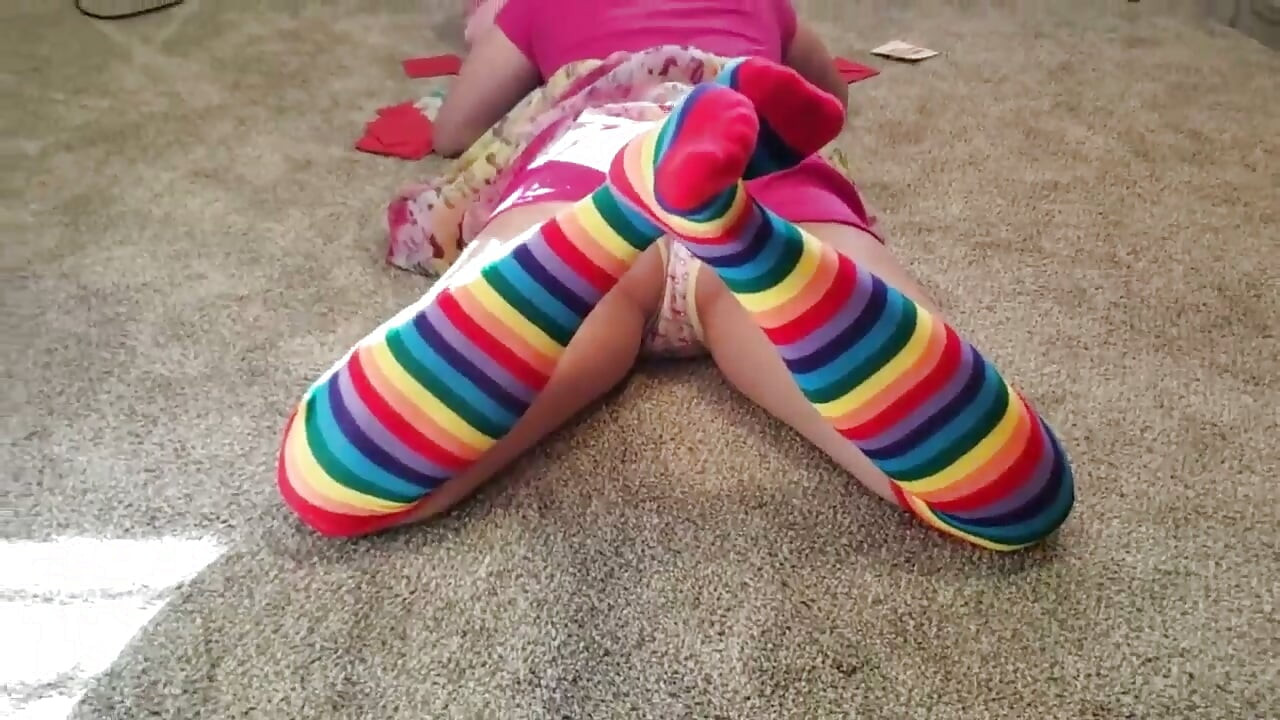 Stepbrother fucks his stepsister while parents are away