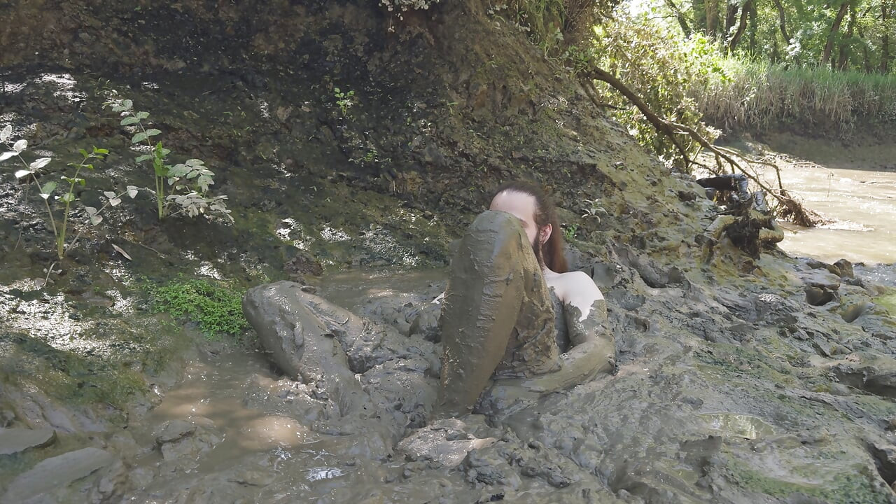 Odd Stuck... Levende mudder?