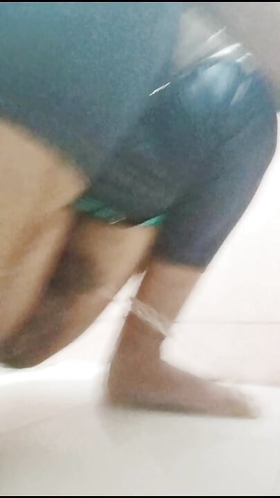 Pissing completions