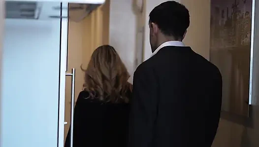 Jade, 20 Years Old, She Bangs Her Customers