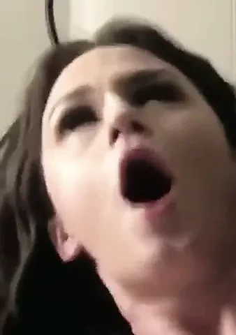 大黑鸡巴给妻子一个颤抖的高潮