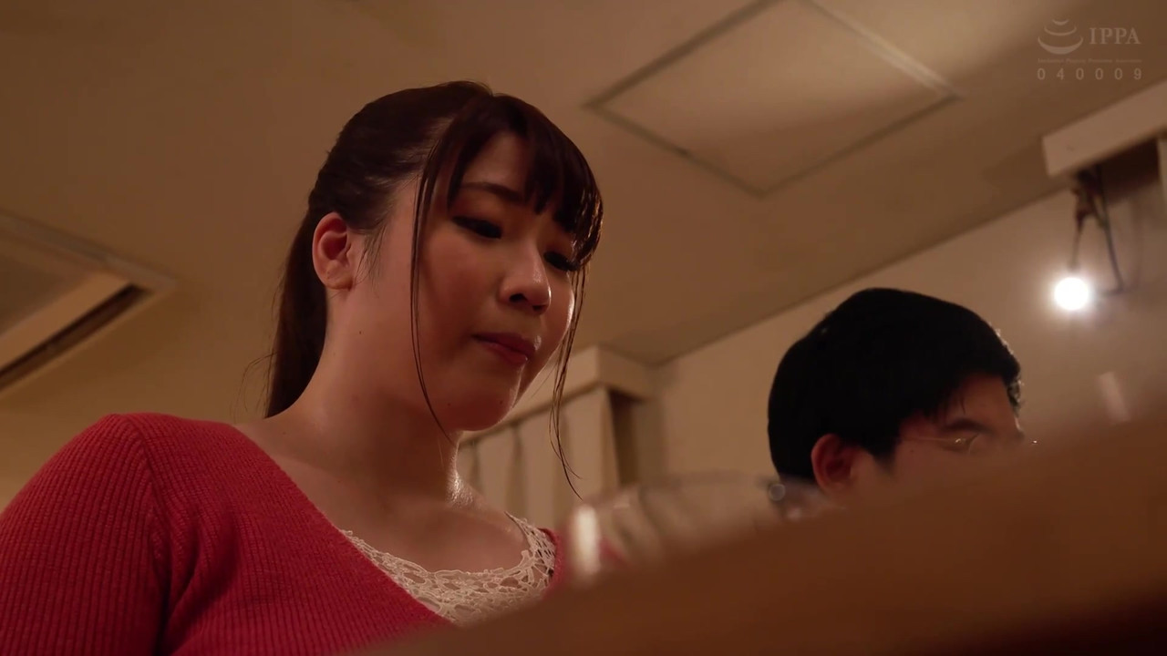 隣人のエステ師に性感開発され寝取られてしまったうちのJカップ美爆乳むっちり潮吹き妻